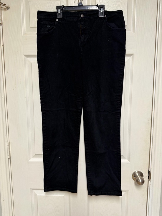 Gloria Vanderbilt Denim - Gloria Vanderbilt size 16p black straight leg pants